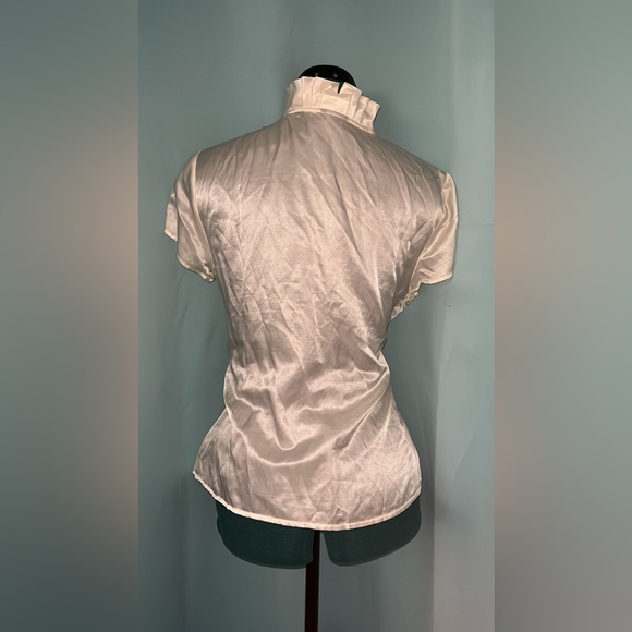 Talbots White Silk Button Down Ruffle Neck Blouse Sz 12P - Picture 3 of 8